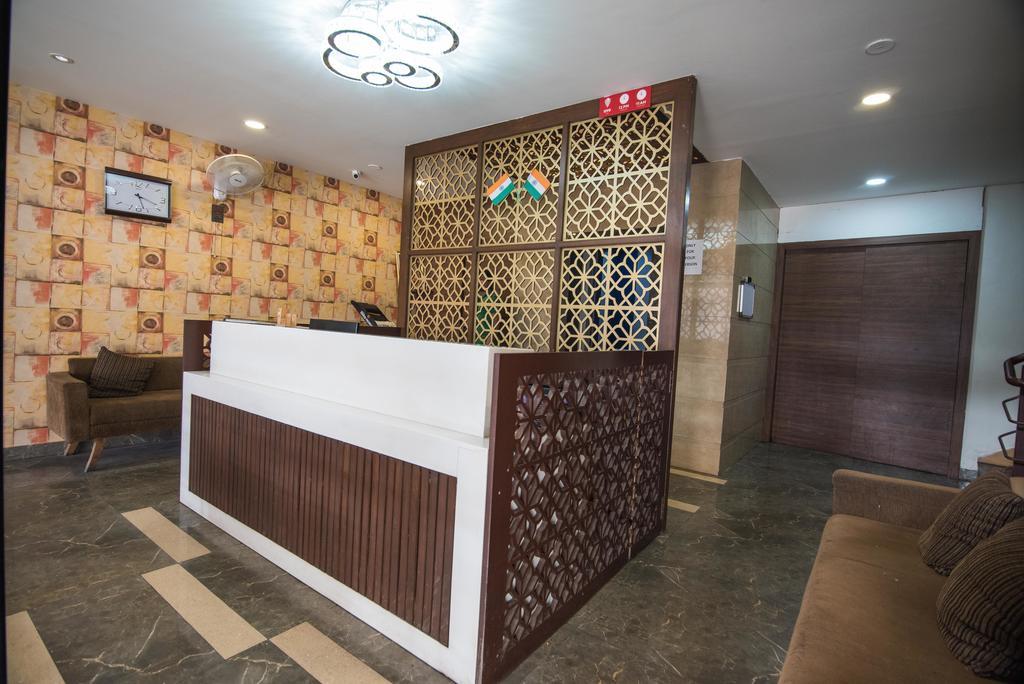Hotel Crown Palace Bhopal Exterior photo